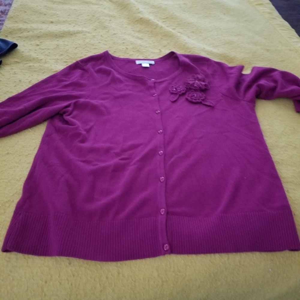 Sweater - Picture 2 of 2